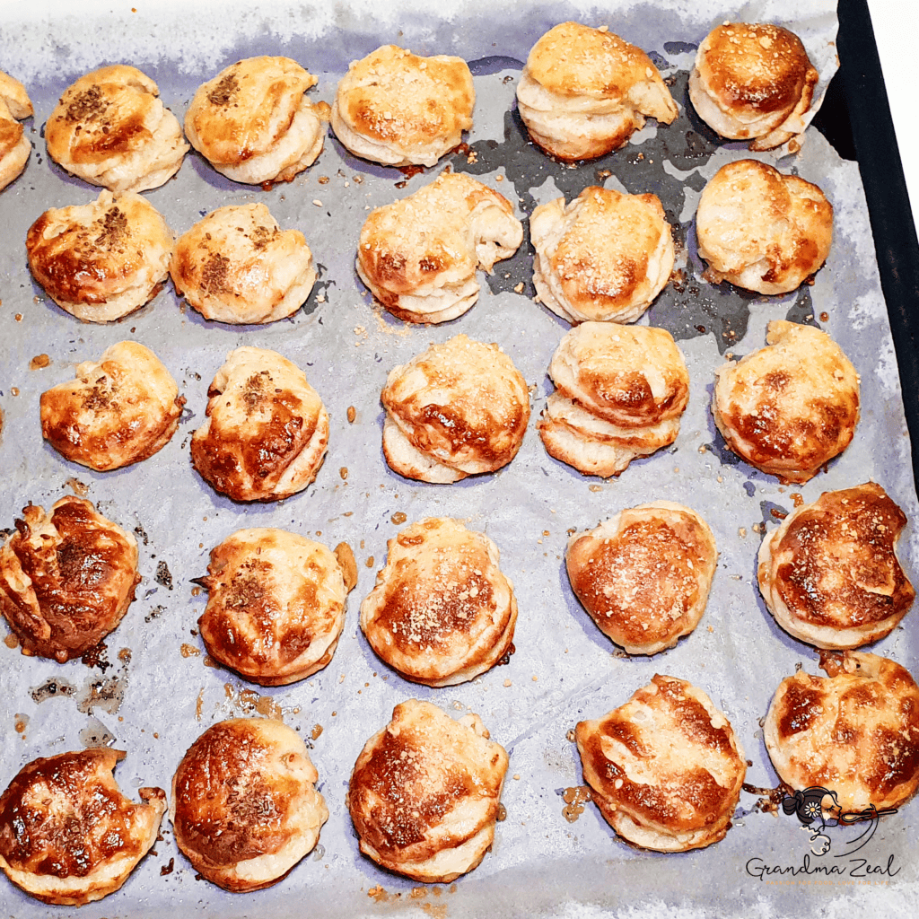 backed potato scones on the baking tray 
