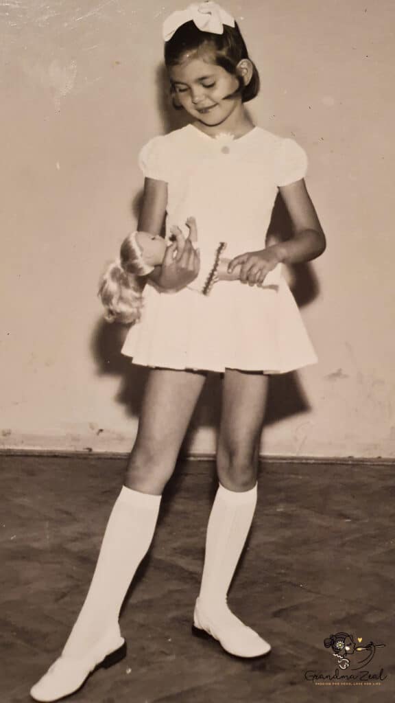 KEEPING IN SHAPE: MY JOURNEY AND THE TRUTH NO ONE TELLS YOU 6 years old Helena, at a ballet performance
